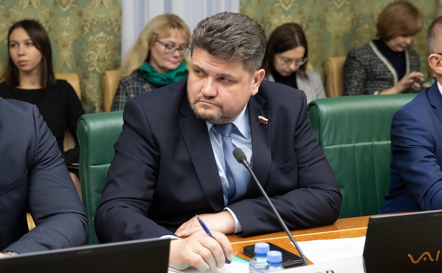 Александр Жуков