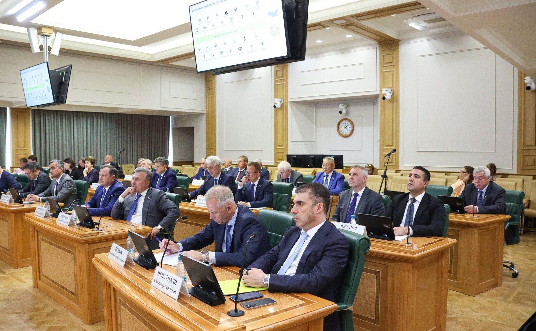 Открытый диалог с председателем Совета директоров Центра развития перспективных технологий Михаилом Дубиным