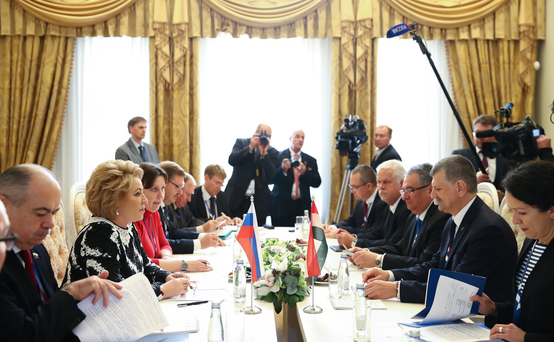 Встреча Председателя СФ с Председателем Госсобрания Венгрии Ласло Кевером