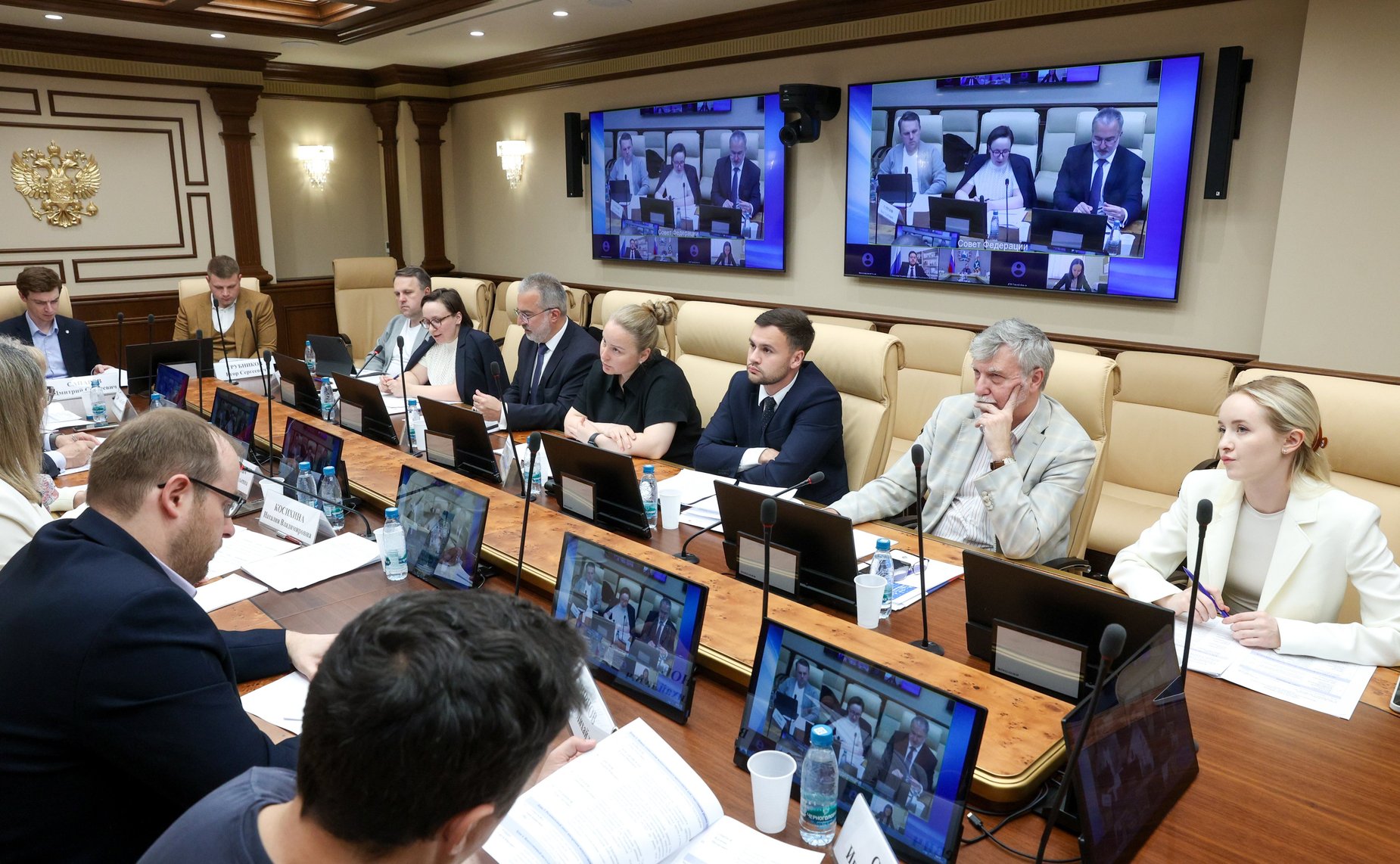 Круглый стол Комитета Совета Федерации по социальной политике «Влияние технологий искусственного интеллекта на рынок труда»