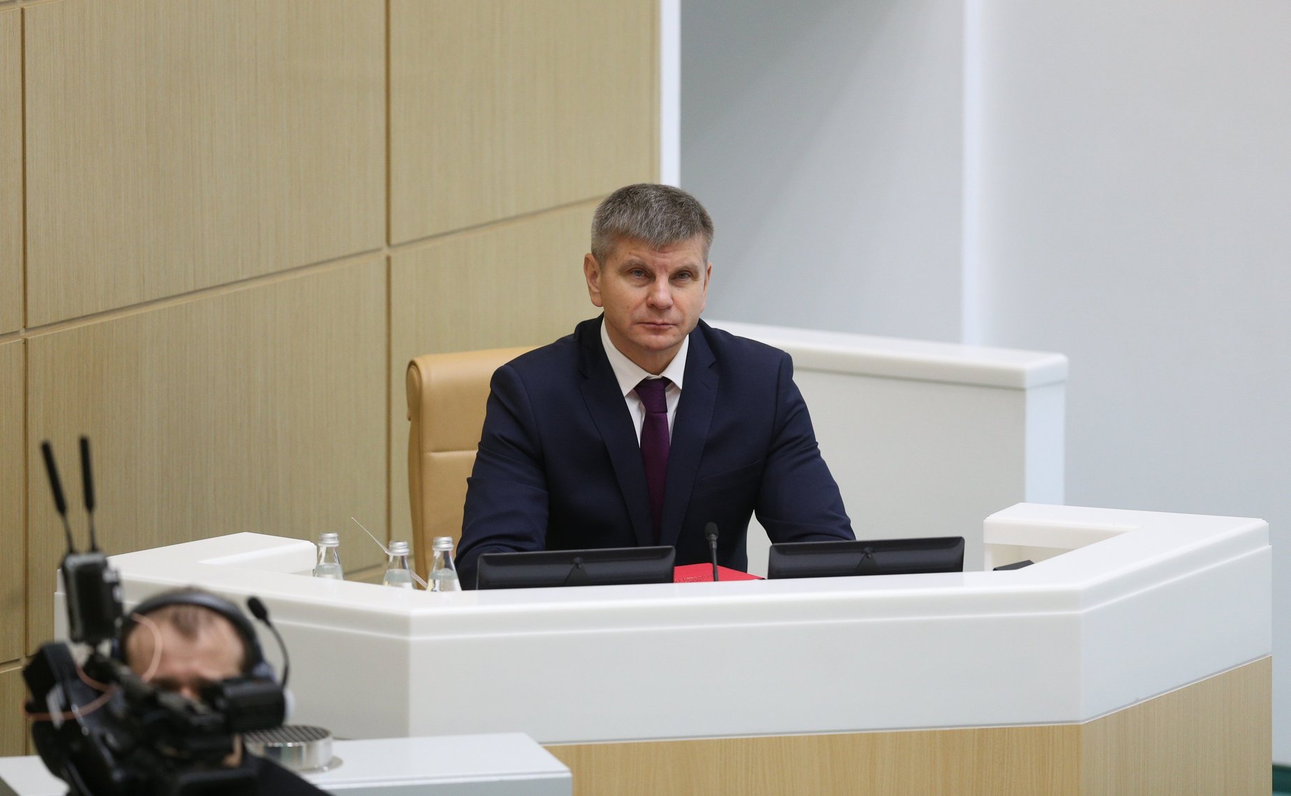 Геннадий Голов