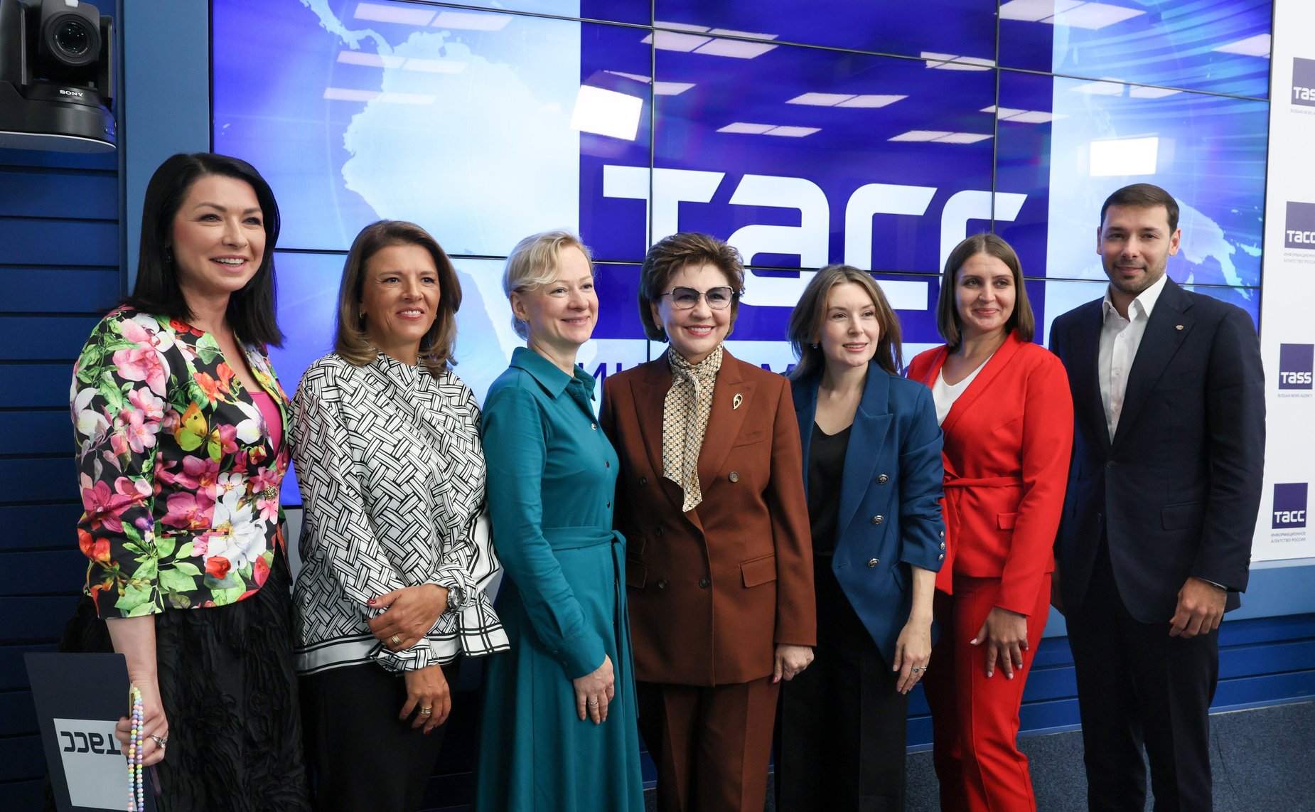 Галина Карелова приняла участие в пресс-конференции, посвященной подведению итогов международной премии «Талантливые женщины в современной индустрии»