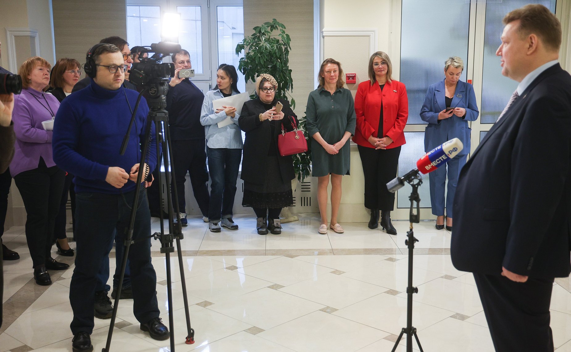 Открытие выставки члена-корреспондента Российской академии художеств Сергея Борисова «Край ты мой родной»