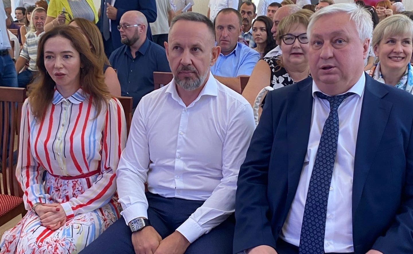 Олег Алексеев принял участие в торжественном мероприятии в детской школе искусств и поздравил строителей