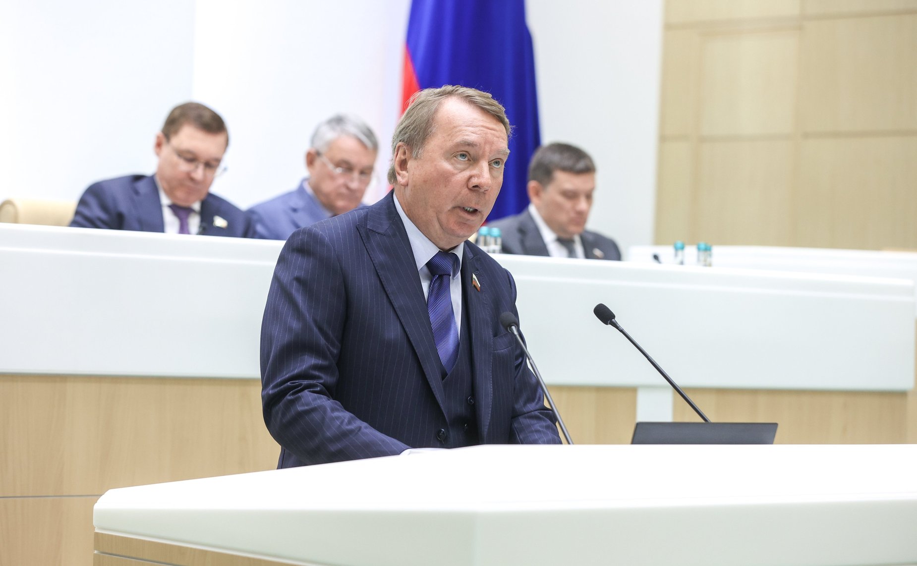 Владимир Кожин
