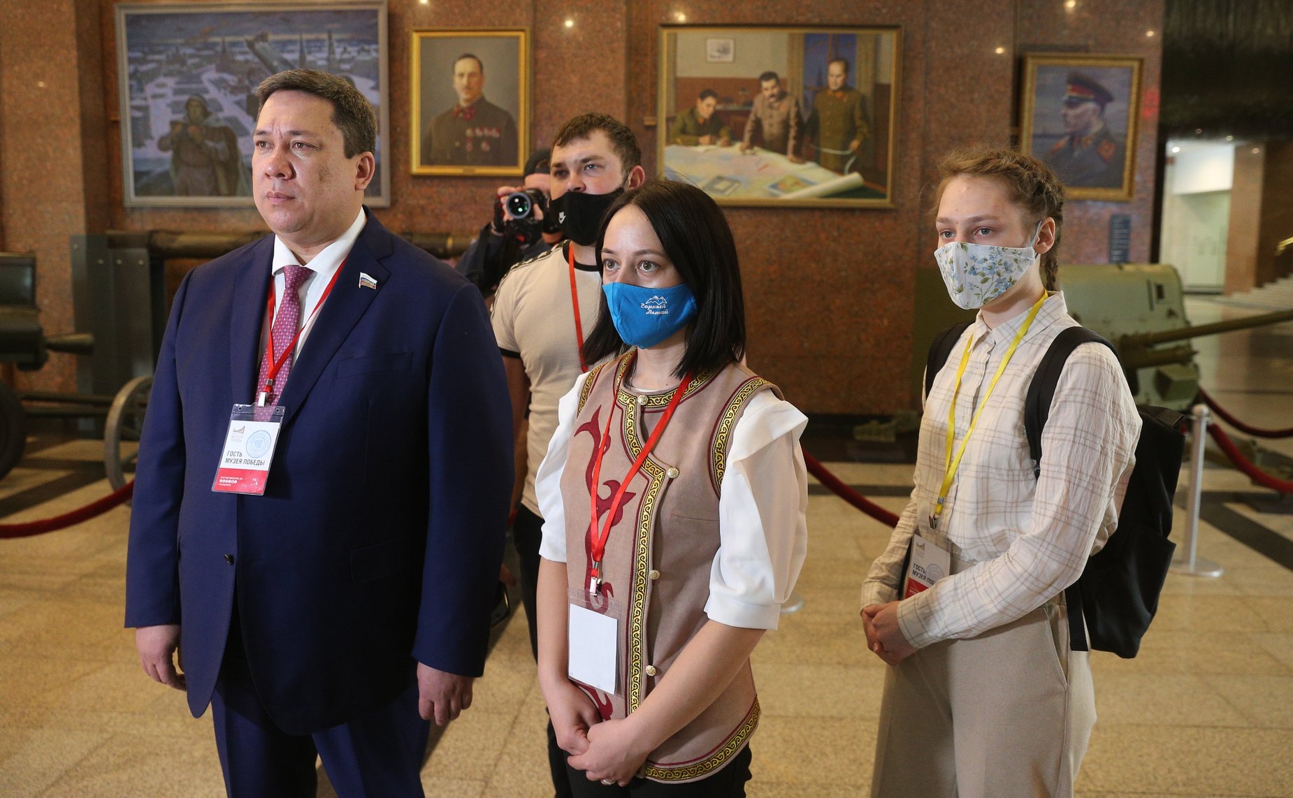 Финалисты конкурса «Мы помним! Мы гордимся!», организованного Владимиром Полетаевым, посетили Москву