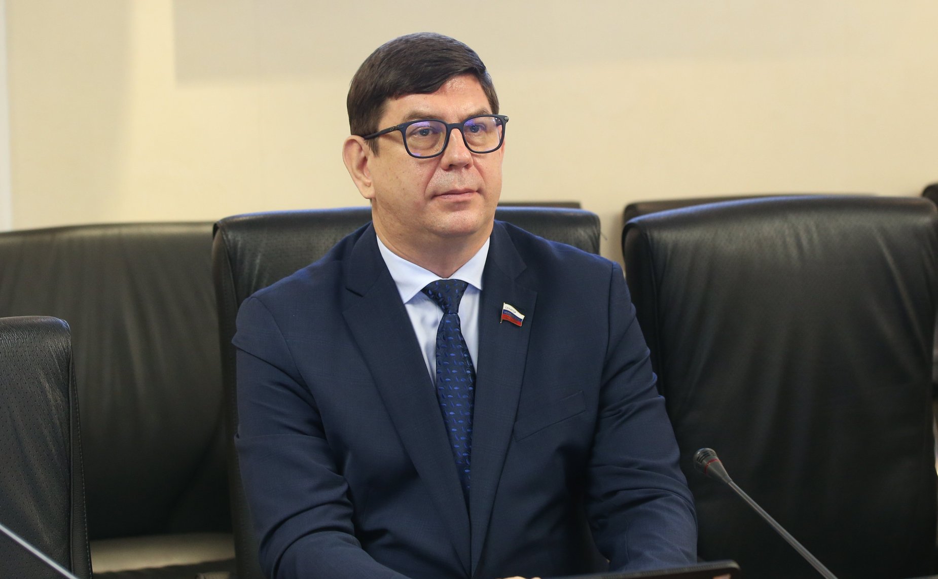 Виктор Смирнов