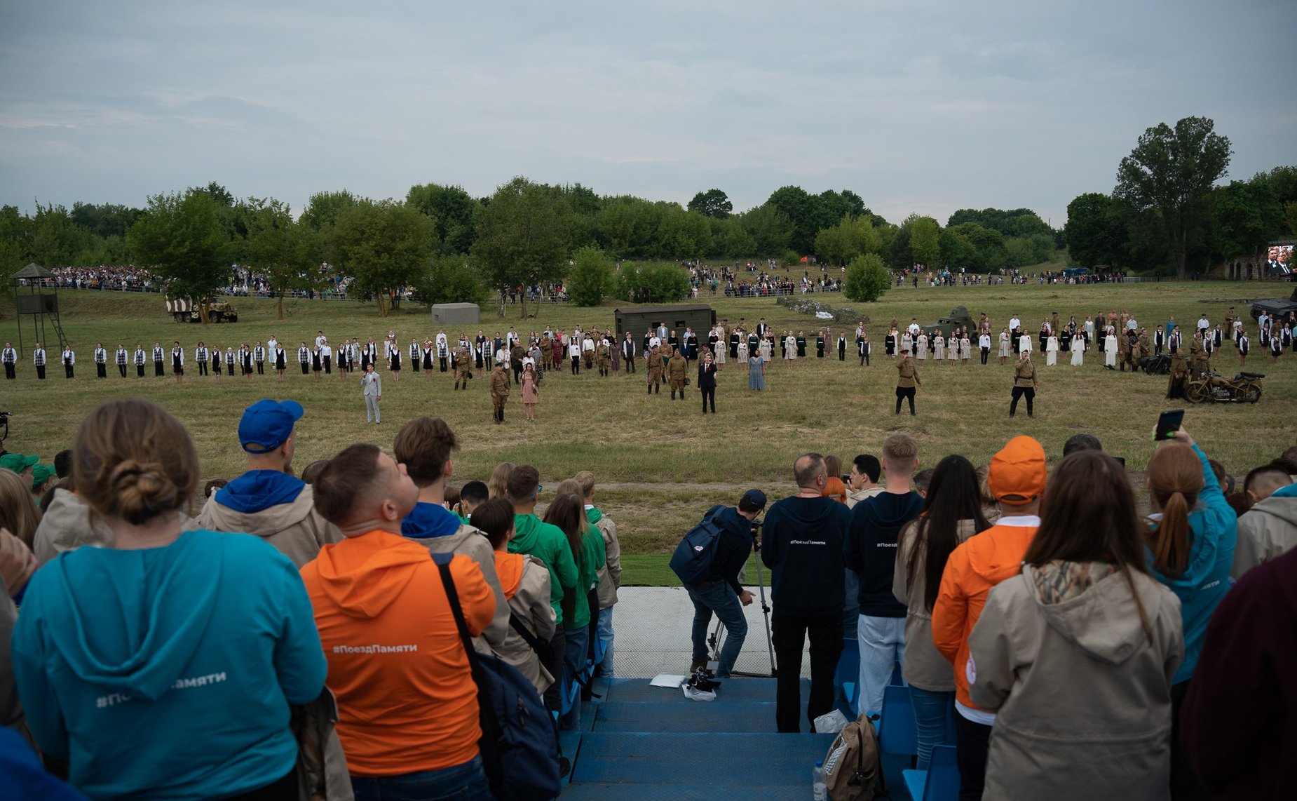 Участники проекта «Поезд Памяти» стали зрителями исторической реконструкции обороны Брестской крепости