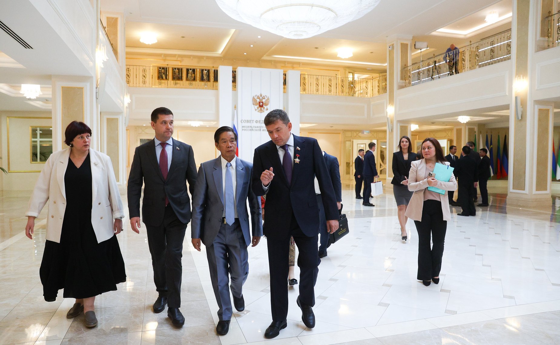 Встреча Николая Журавлева с членом Политбюро Народно-революционной партии Лаоса, Председателем Центрального комитета Лаосского фронта национального развития