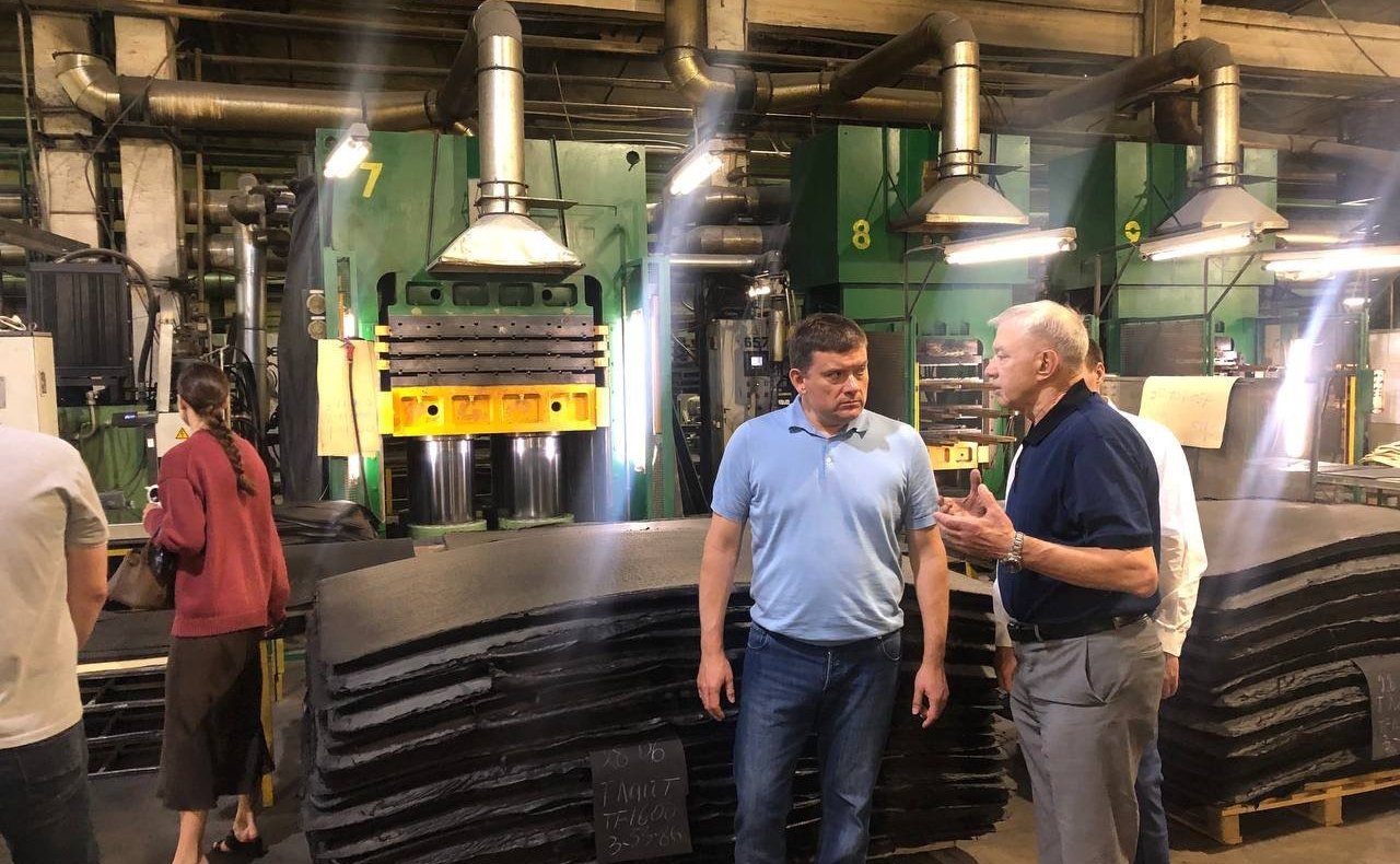 Николай Журавлев в Кировской области принял участие во вручении лауреатам Премии молодежи Вятского края