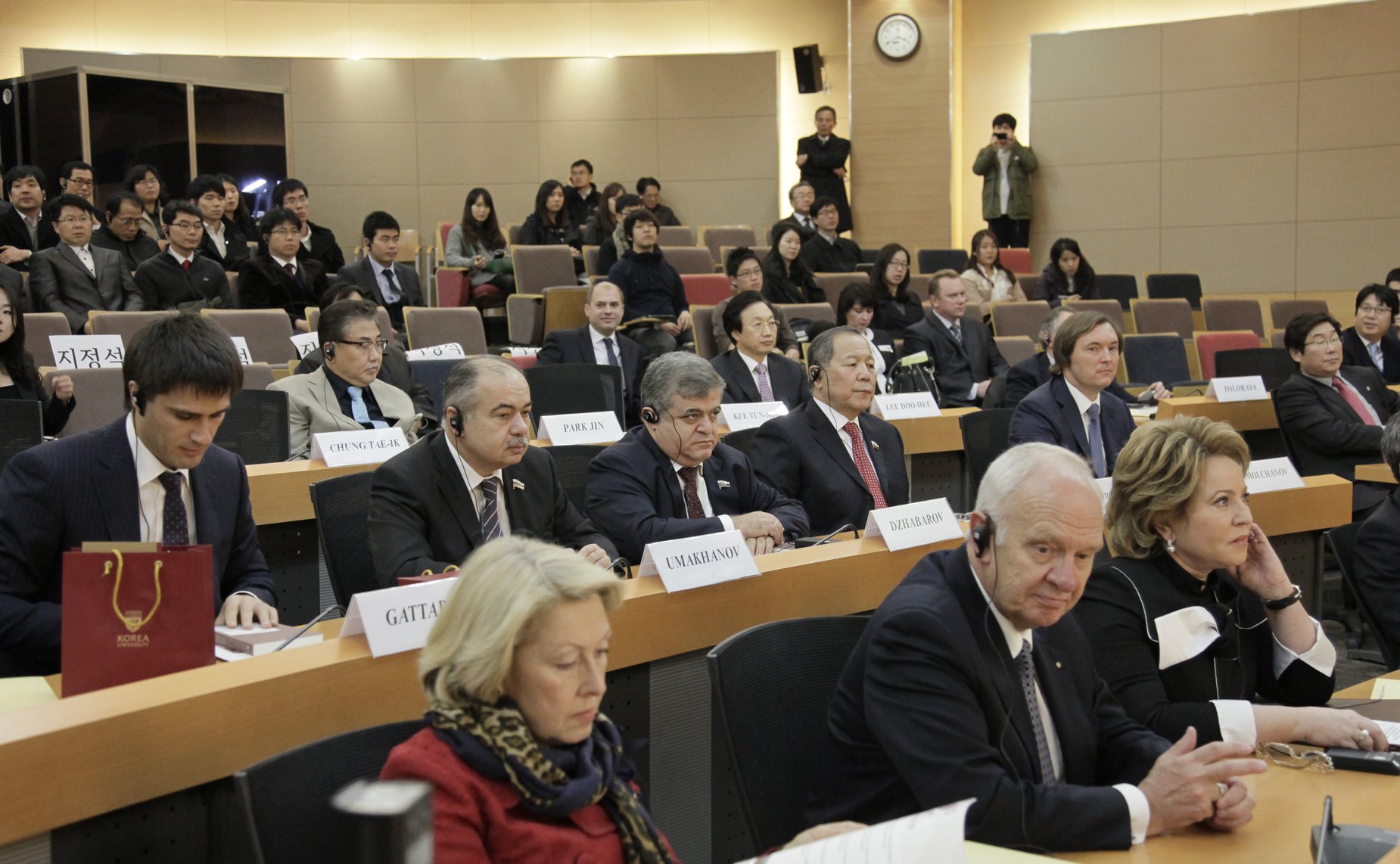 12-11-12_нацсобрание-2