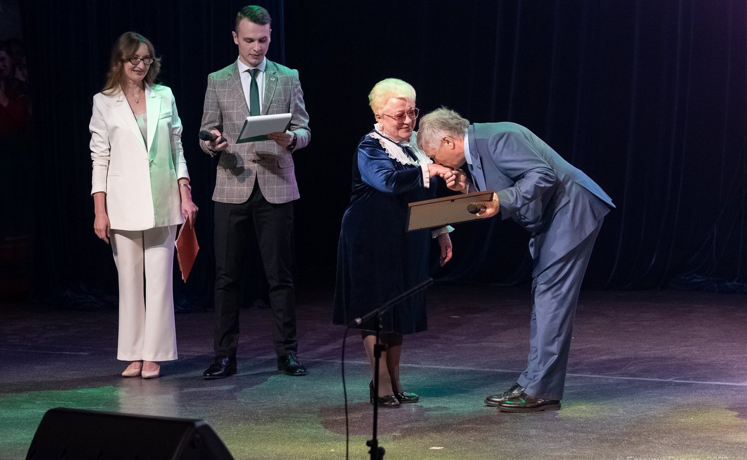 Сергей Михайлов поздравил руководство, учащихся и выпускников училища с юбилеем учреждения