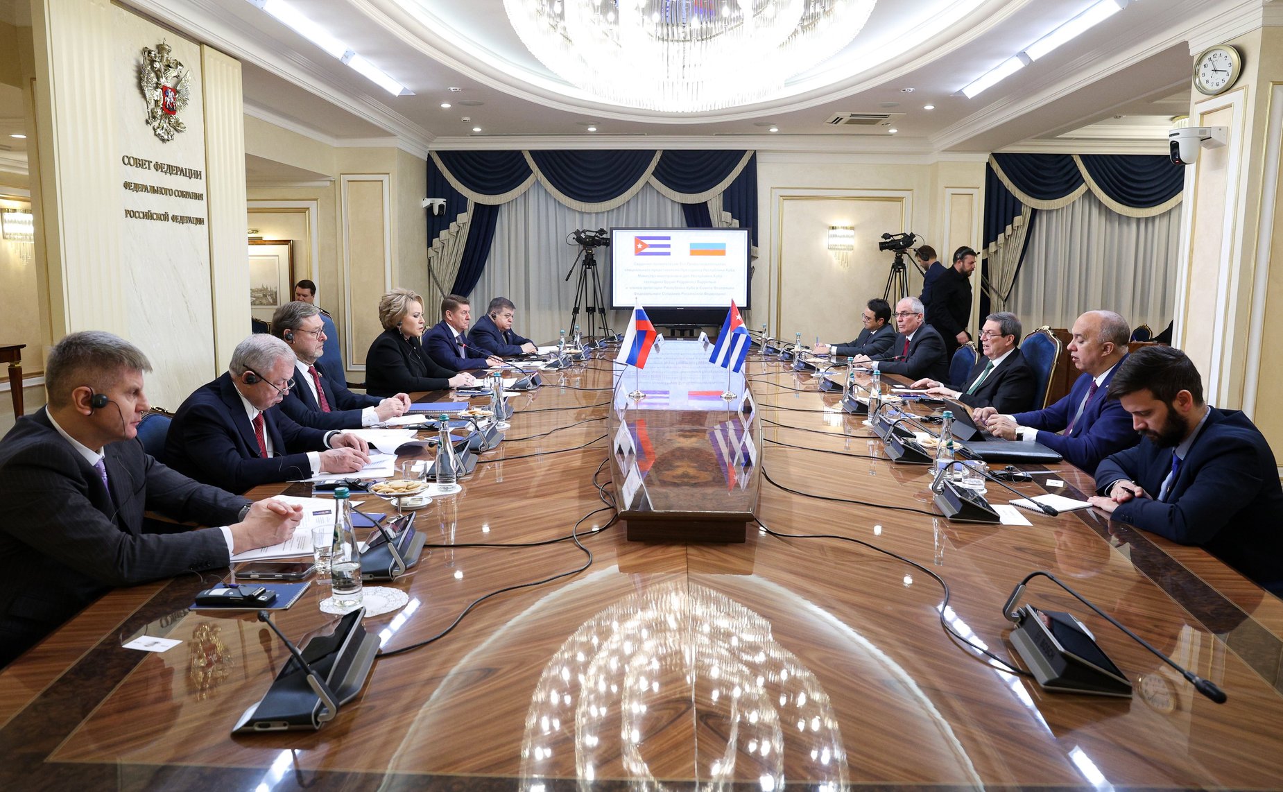 Встреча Председателя Совета Федерации Валентины Матвиенко со специальным представителем Президента Республики Куба, Министром иностранных дел Республики Куба Бруно Родригесом Паррильей