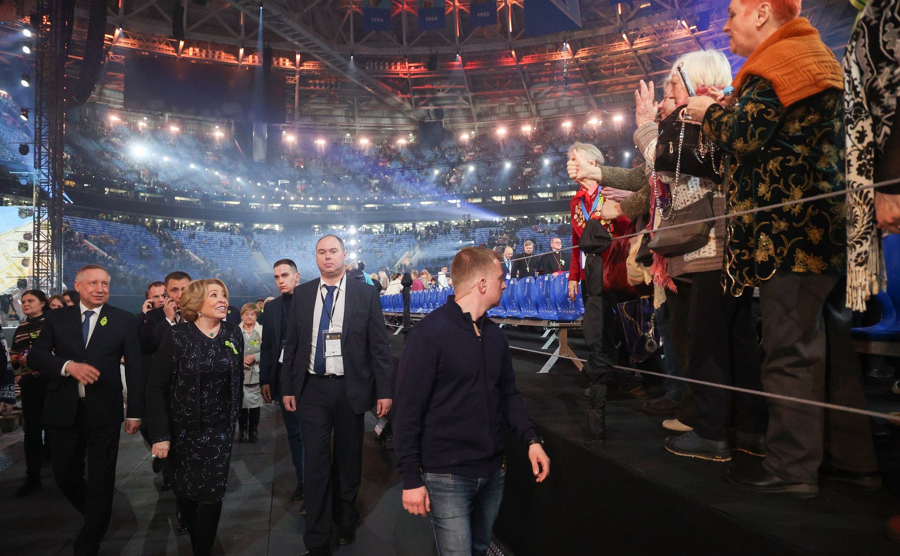 Председатель Совета Федерации Валентина Матвиенко посетила концерт-реквием, посвящённый 80-летию полного освобождения Ленинграда от фашистской блокады