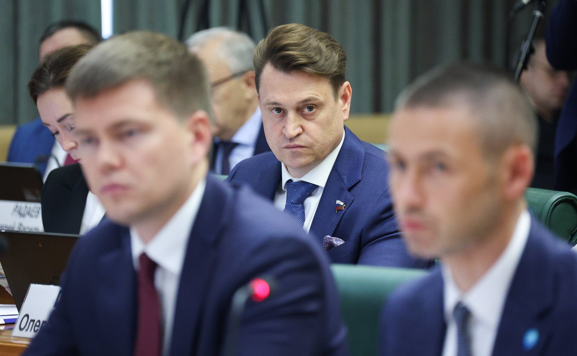Парламентские слушания на тему «Вопросы управления комплексами индивидуальных жилых домов»