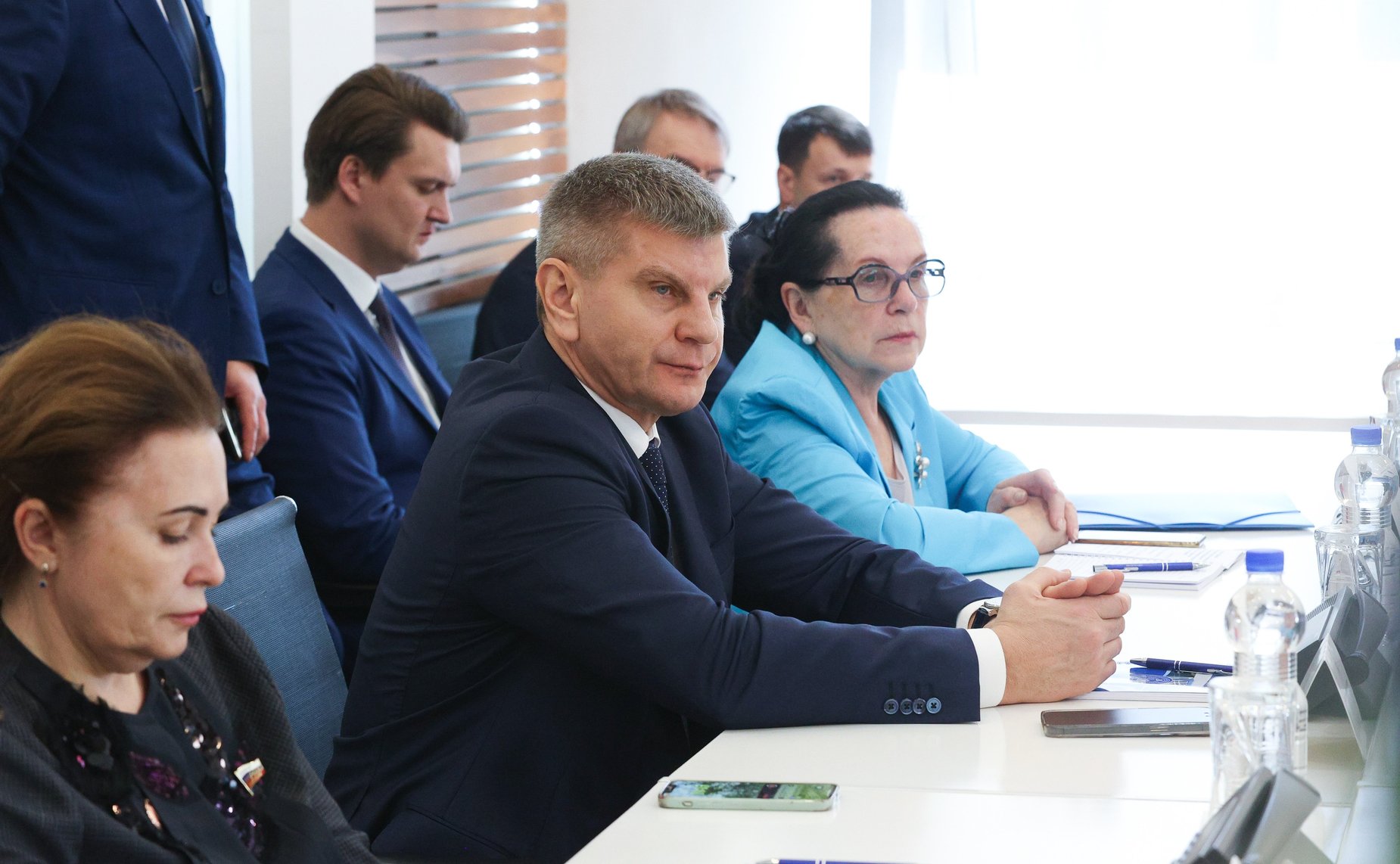 Геннадий Голов