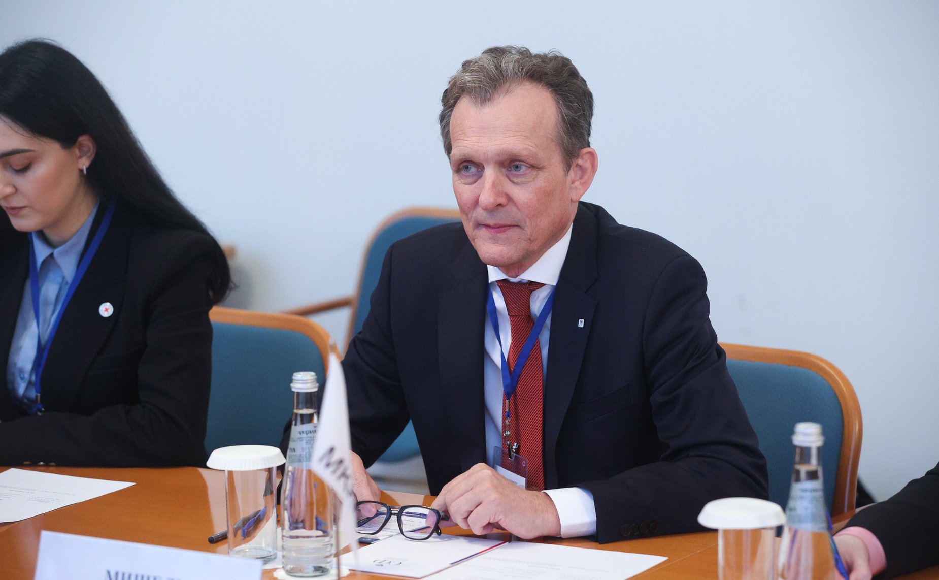 Встреча Константина Косачева с главой региональной делегации Международного Комитета Красного Креста в Российской Федерации и Республике Беларусь