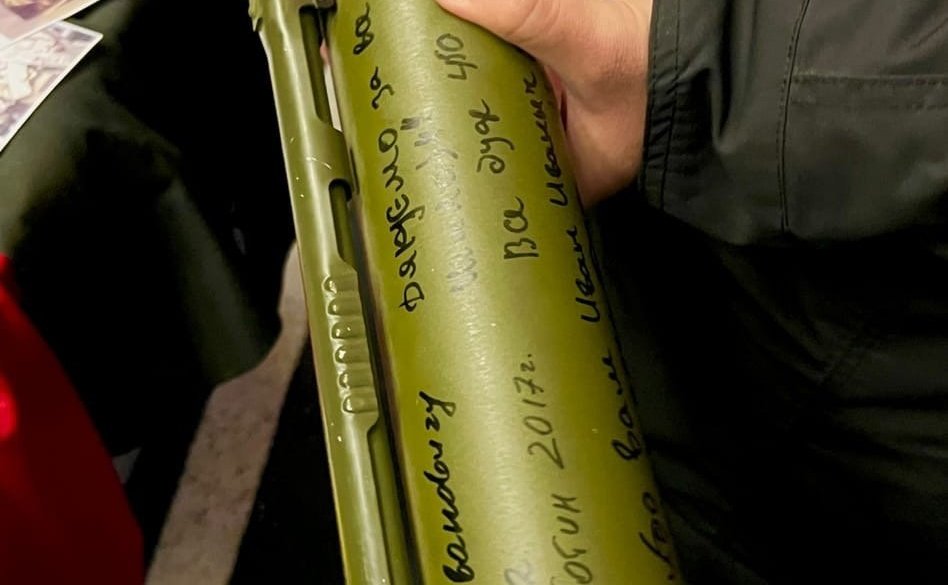 Татьяна Сахарова ознакомилась с экспозицией агитационной выставки на корабле «Иван Грен»