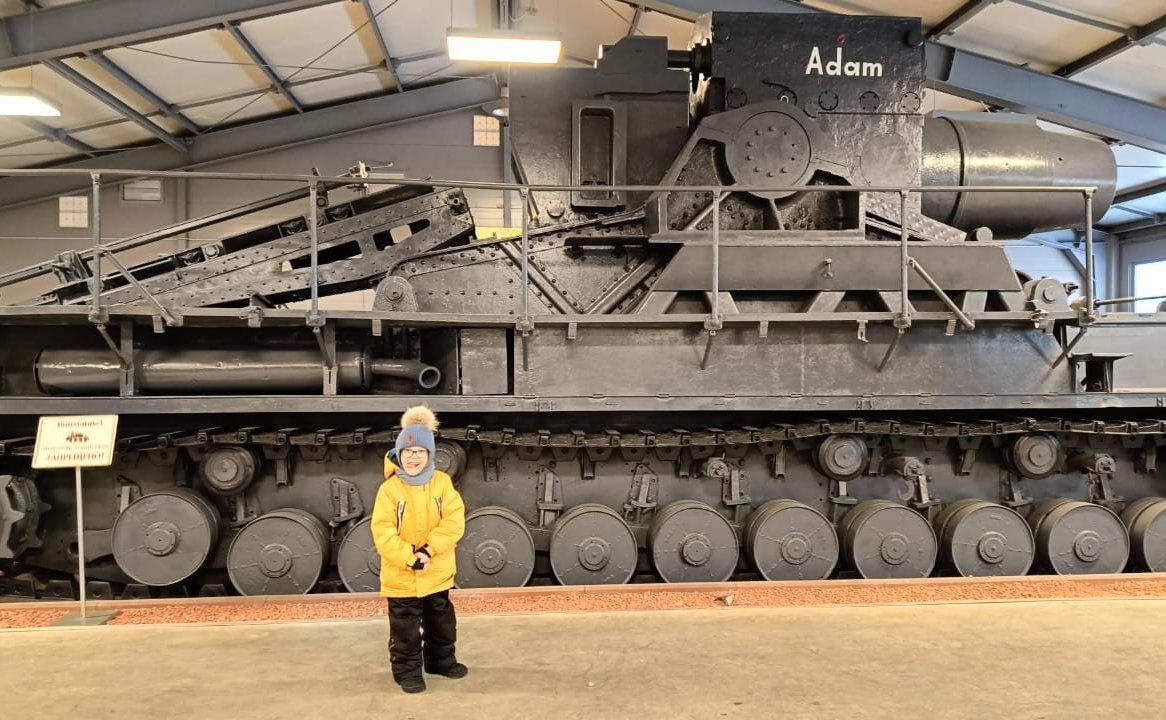 Оксана Хлякина исполнила новогоднее желание мальчика из Липецкой области