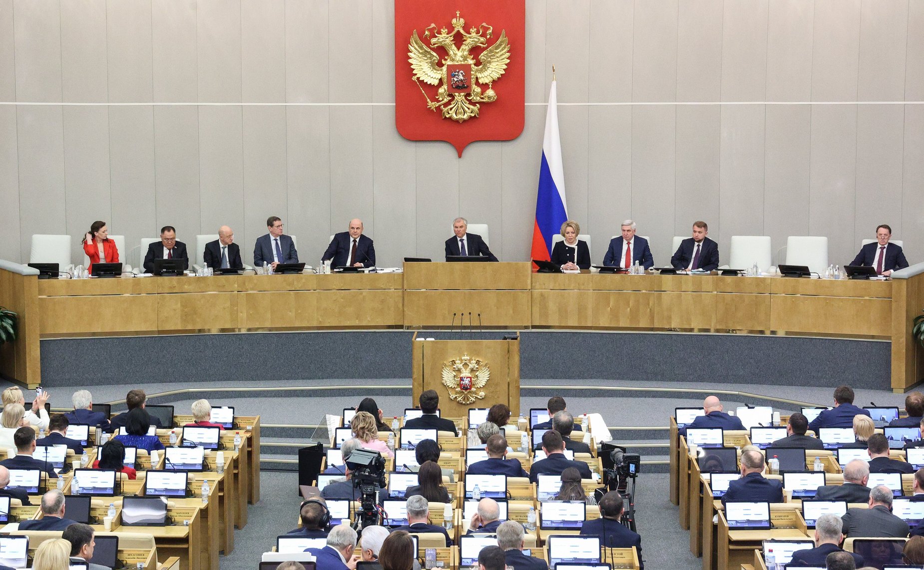 Валентина Матвиенко приняла участие в заседании Государственной Думы, на котором с докладом о работе Правительства РФ выступил Михаил Мишустин