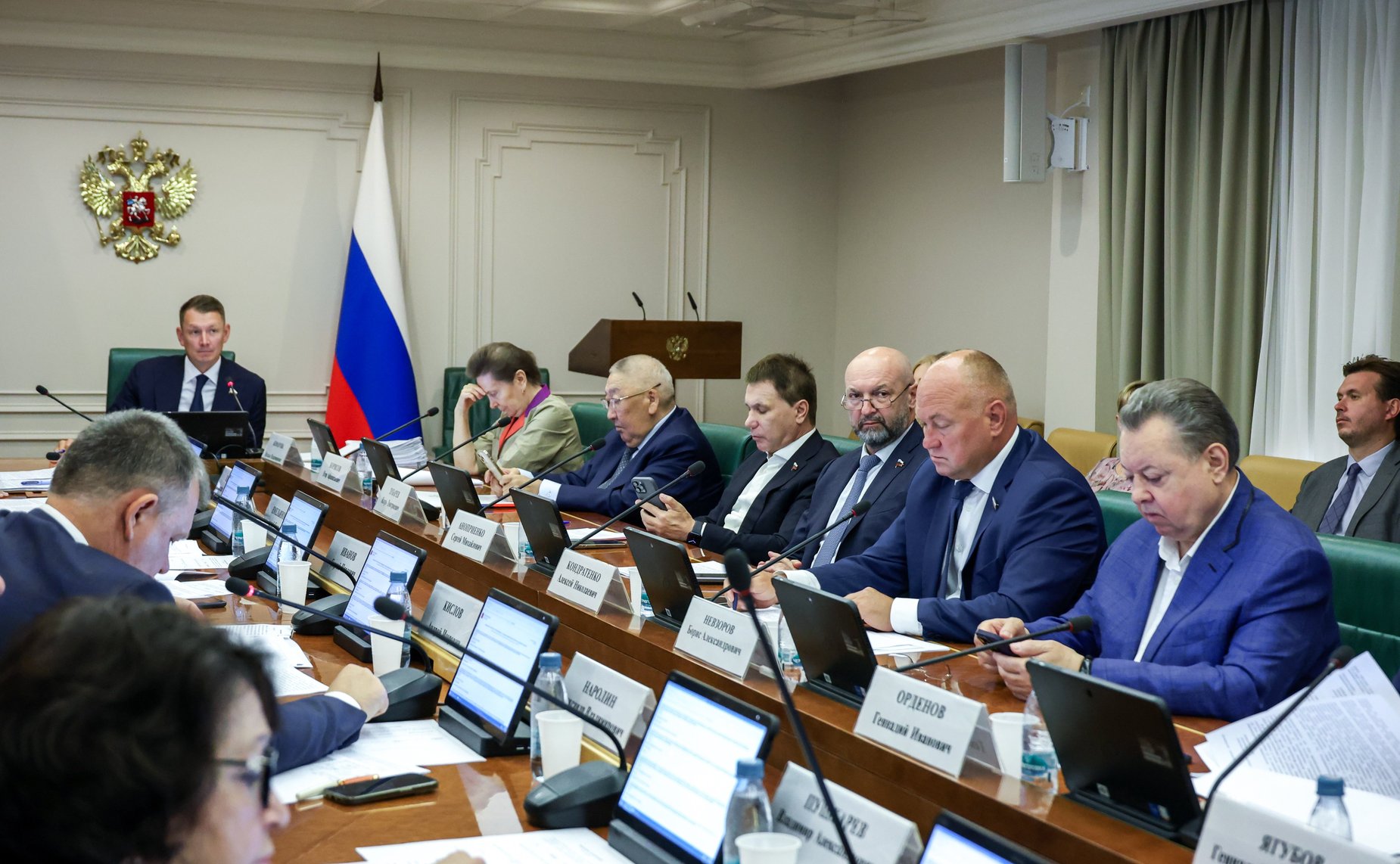 Заседание Комитета Совета Федерации по аграрно-продовольственной политике и природопользованию
