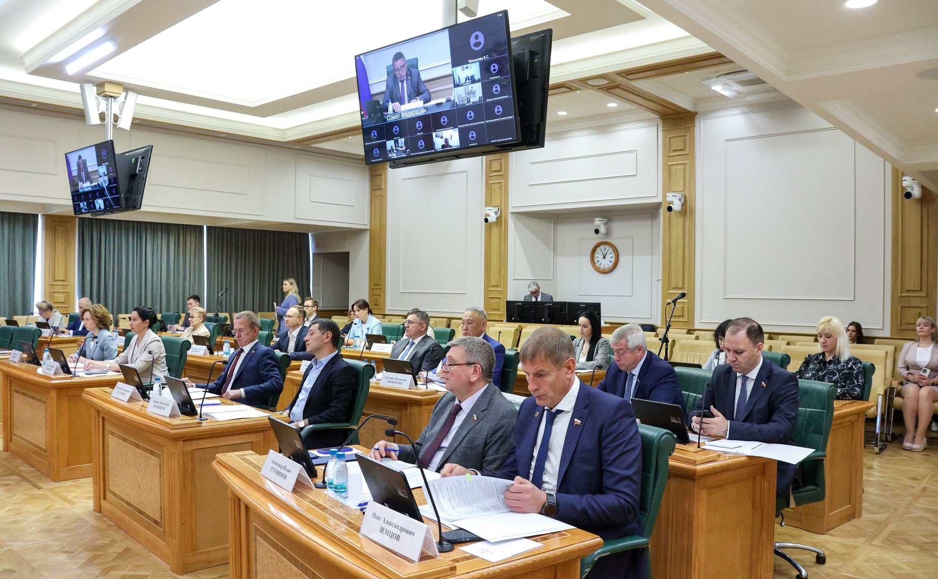 Парламентские слушания на тему «Лучшие региональные практики в сфере защиты прав потребителей»