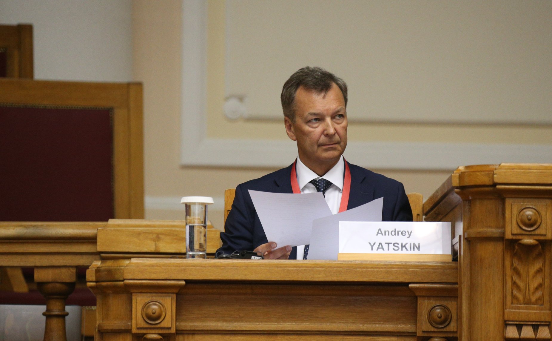 Пленарное заседание IX Невского международного экологического конгресса «Экология планеты — устойчивое развитие»