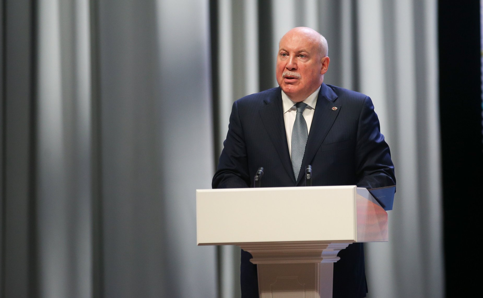 Пленарное заседание Девятого форума регионов Беларуси и России