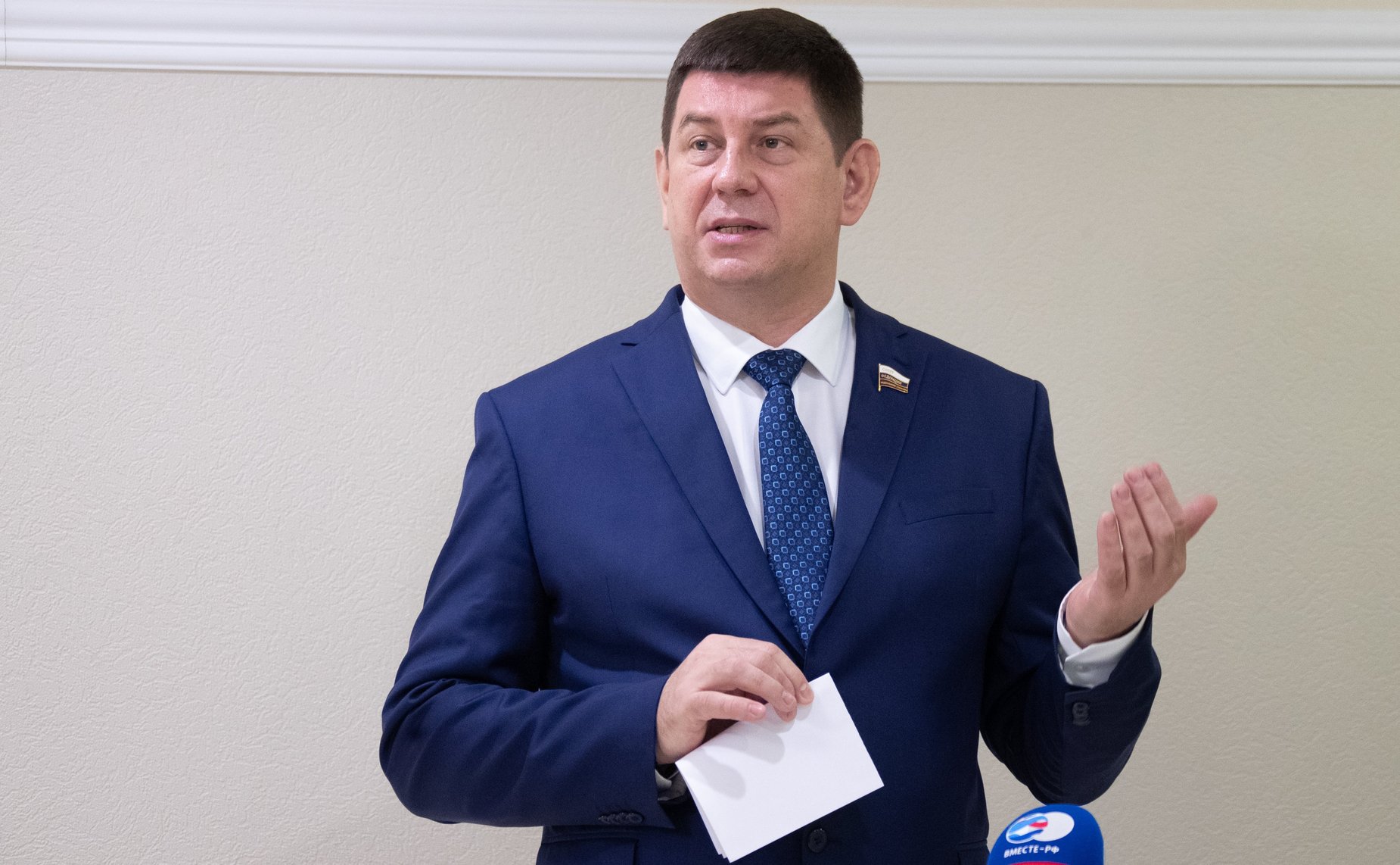 Выставка гобеленов Н. Озерной в Совете Федерации