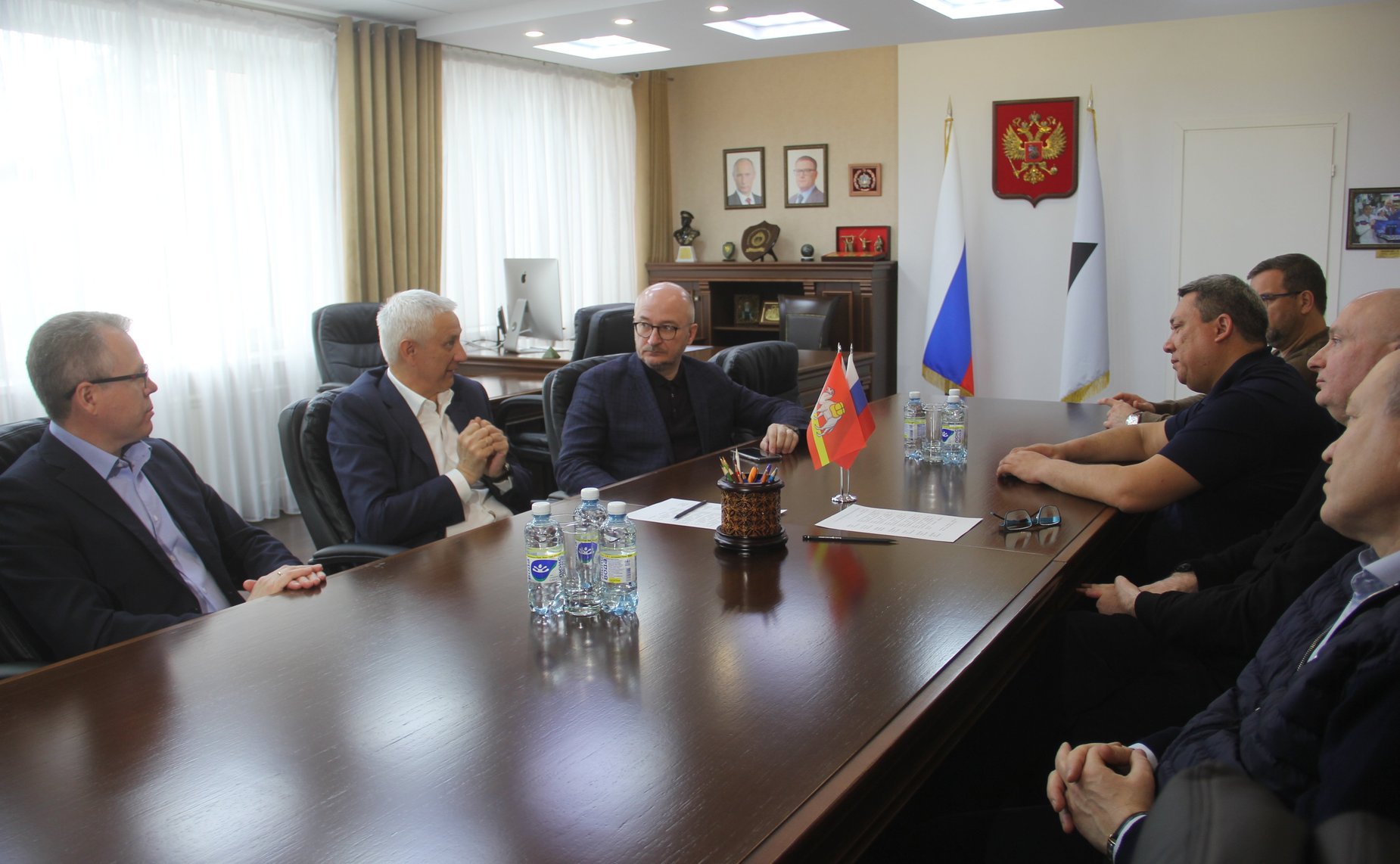 Сенаторы РФ посетили в Магнитогорске объекты промышленной и городской инфраструктуры