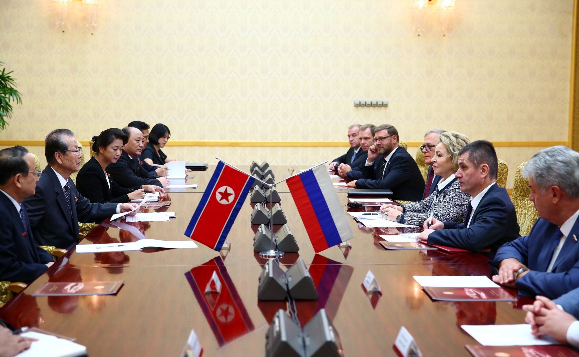 Встреча Председателя Совета Федерации Валентины Матвиенко с Председателем Верховного Народного Собрания Корейской Народно-Демократической Республики Цой Тхе Боком