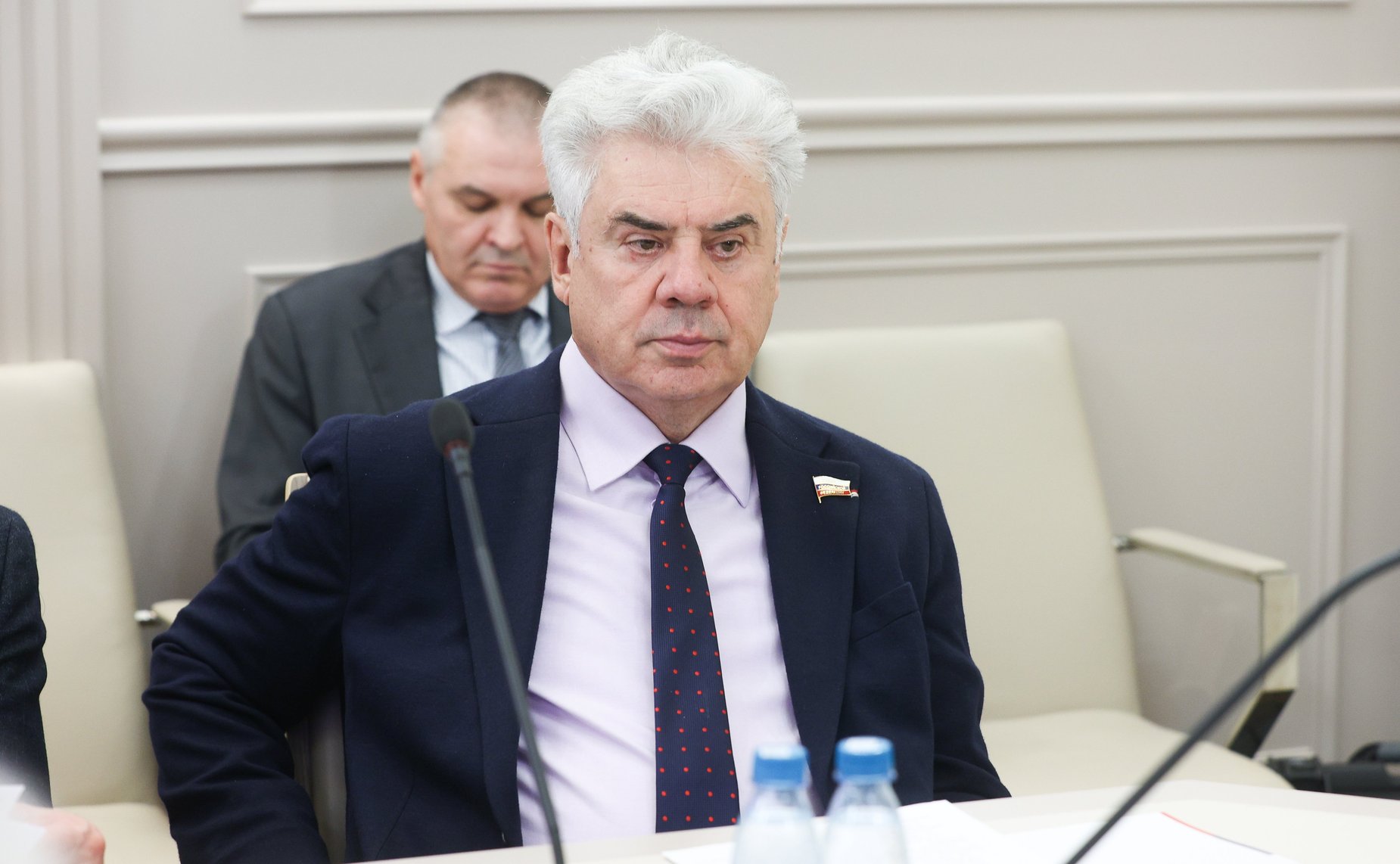 Виктор Бондарев