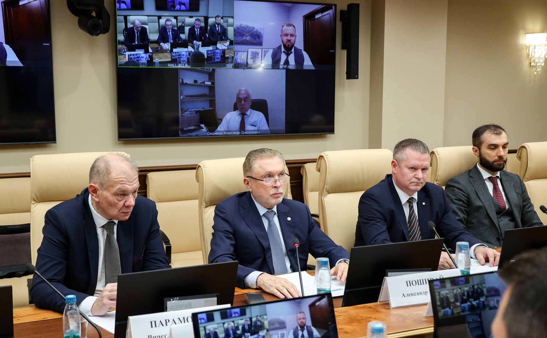 Круглый стол Комитета Совета Федерации по экономической политике