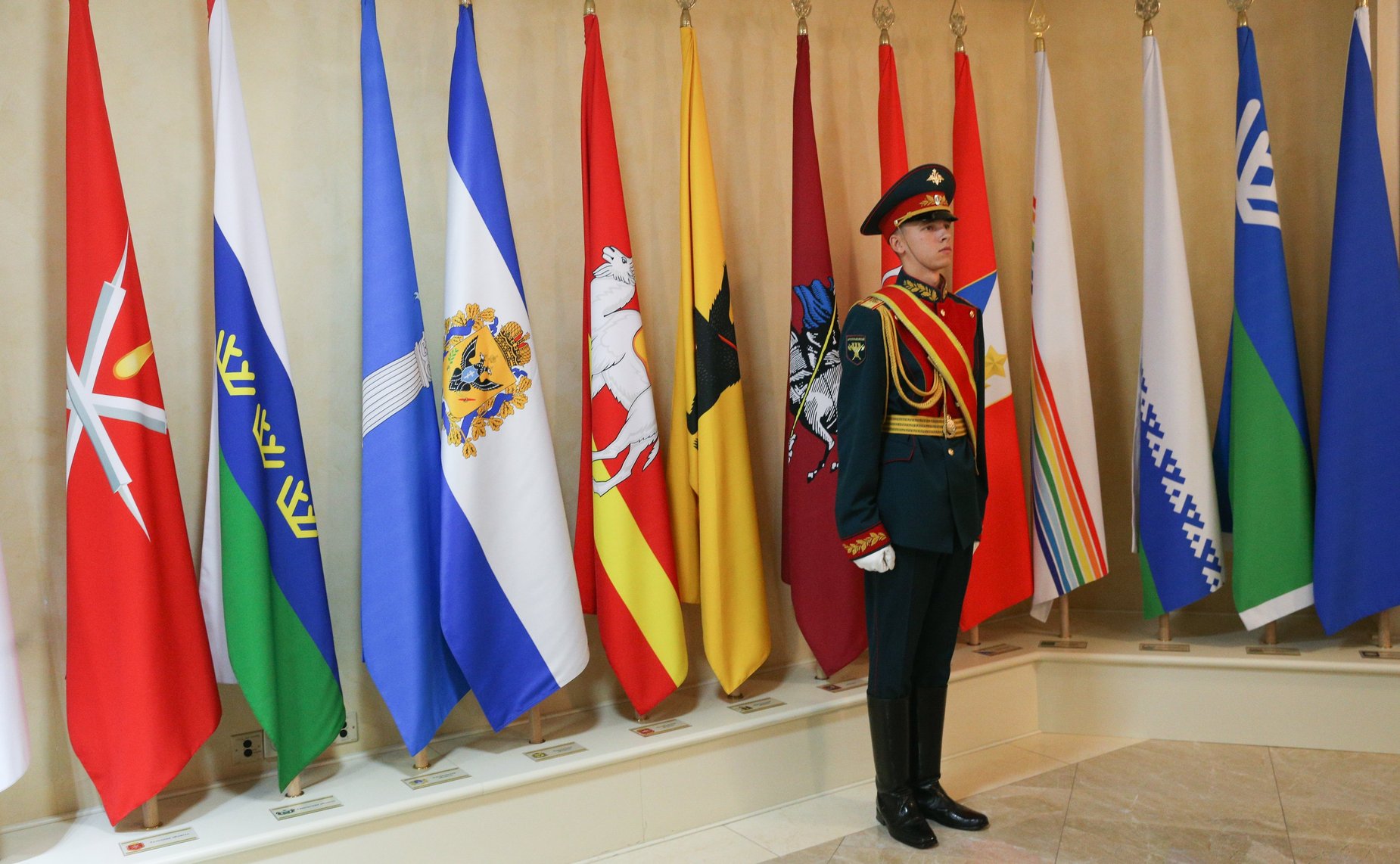 Торжественная церемония установки флагов новых субъектов Российской Федерации – Донецкой и Луганской народных республик, Запорожской и Херсонской областей