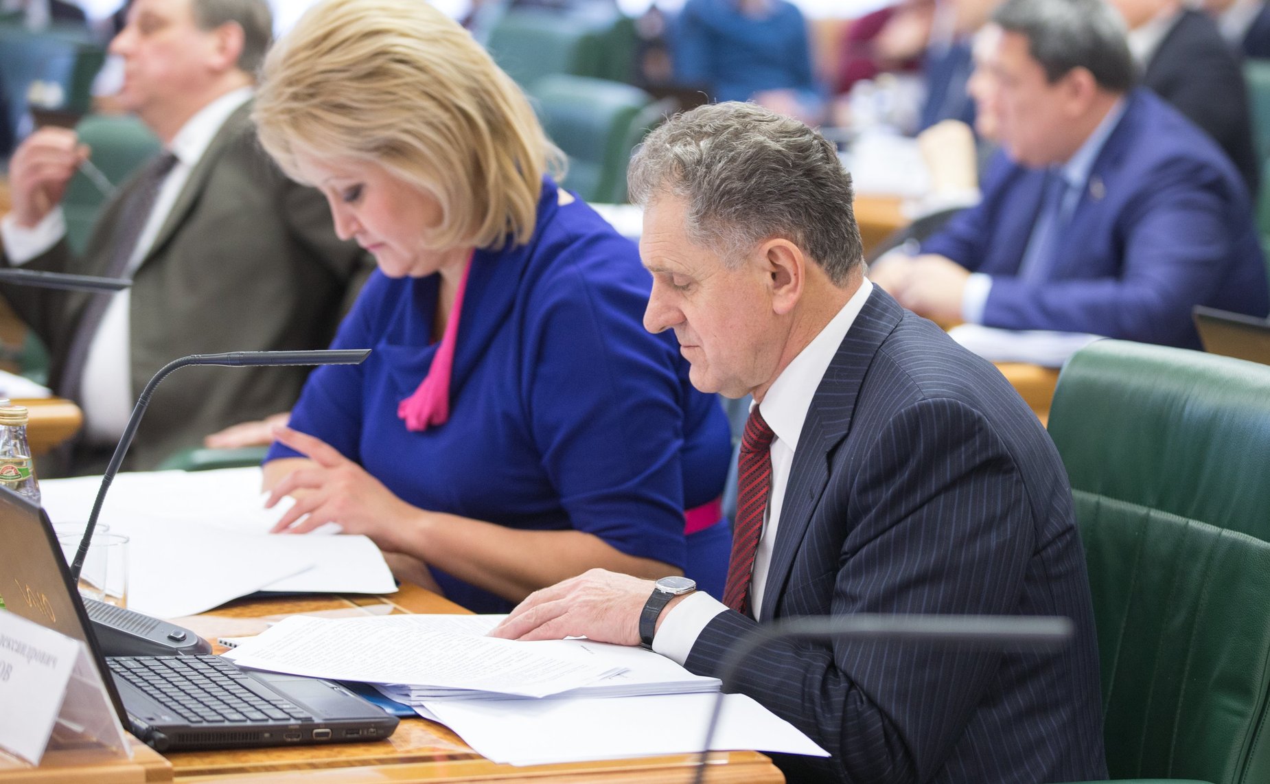 Парламентские слушания в СФ на тему «Место и роль отраслевых учреждений высшего профессионального образования в современной системе образования России»