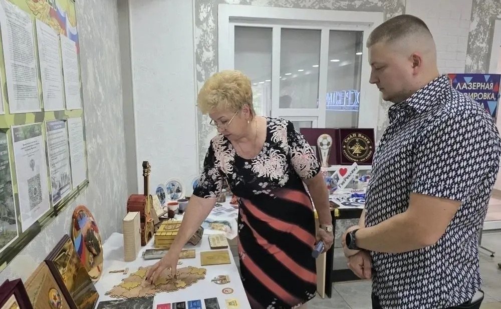 Ольга Бас посетила в ЛНР государственное унитарное предприятие «ГОСРЕКЛАМА»