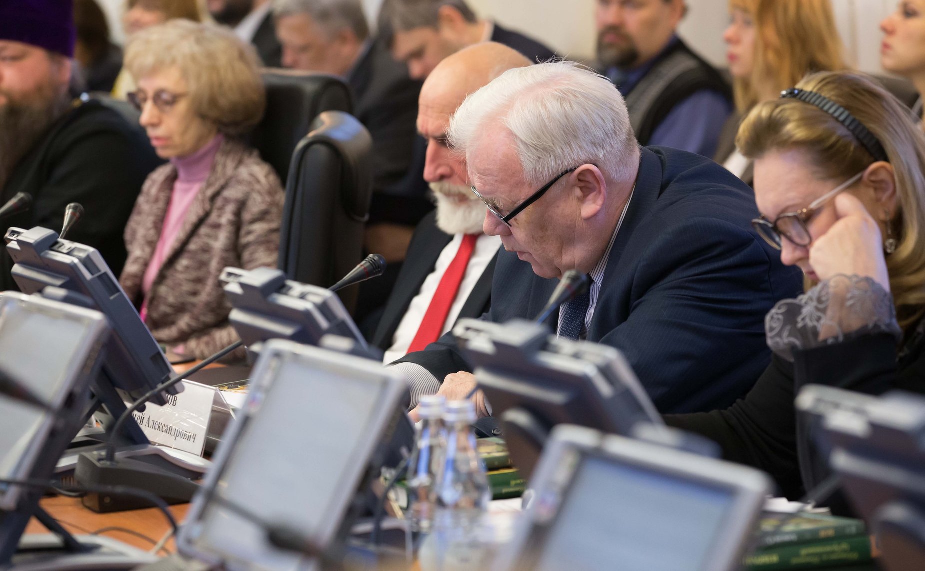 «Круглый стол» в СФ на тему «Благотворительность – духовная потребность и историческая традиция российского общества»