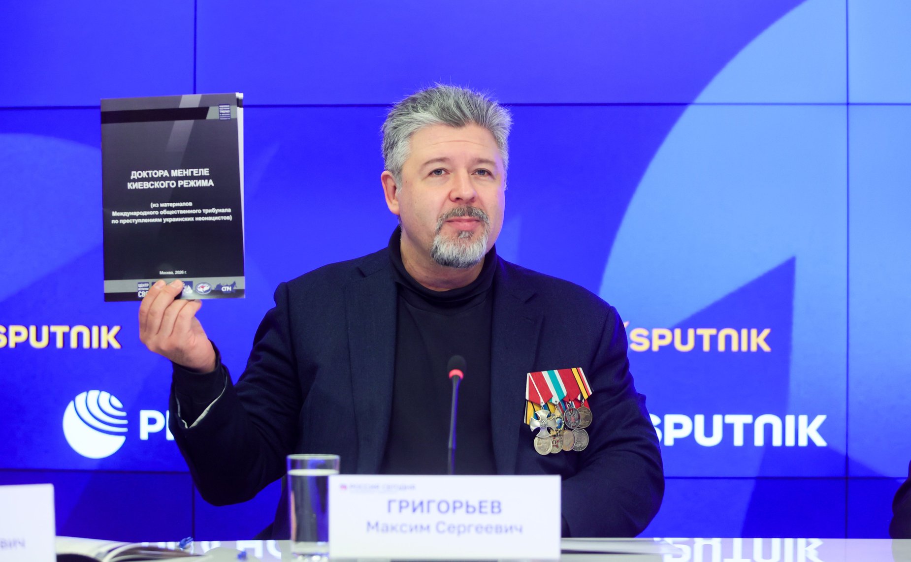 В пресс-центре медиагруппы «Россия сегодня» состоялась пресс-конференция Владимира Джабарова посвященная преступлениям киевского режима против военнопленных