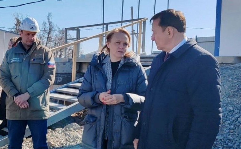 Александр Ролик в ходе региональной недели побывал на строящихся объектах пилотной площадки Инновационного научно-технологического центра «Русский» (ИНТЦ)