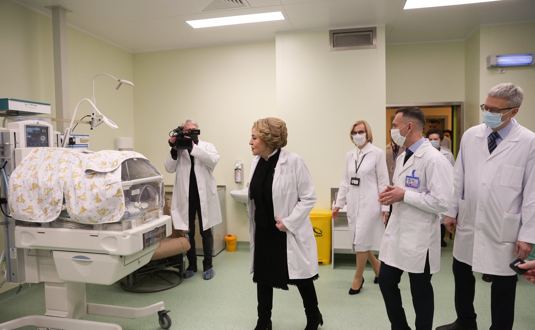Посещение Валентиной Матвиенко Сургутского окружного клинического центра охраны материнства и детства