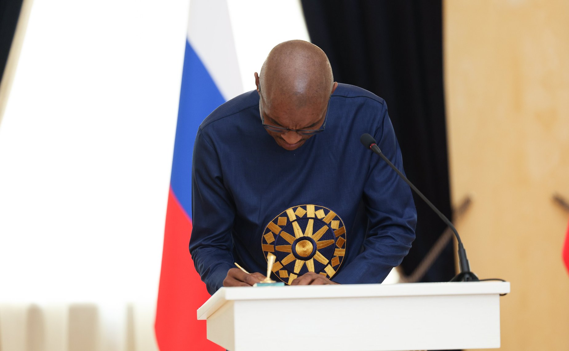 Церемония визирования заявления участников Парламентского движения столиц стран БРИКС