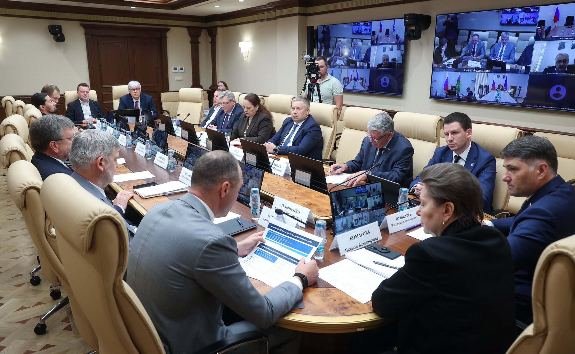 Круглый стол Комитета Совета Федерации по аграрно-продовольственной политике и природопользованию «Многолетняя (вечная) мерзлота: от мониторинга к регулированию»