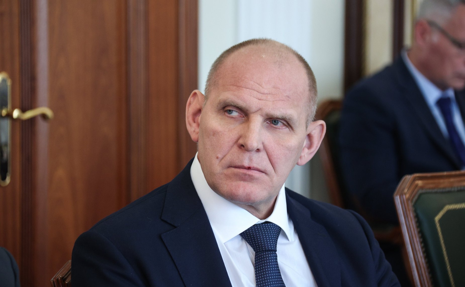 Александр Карелин