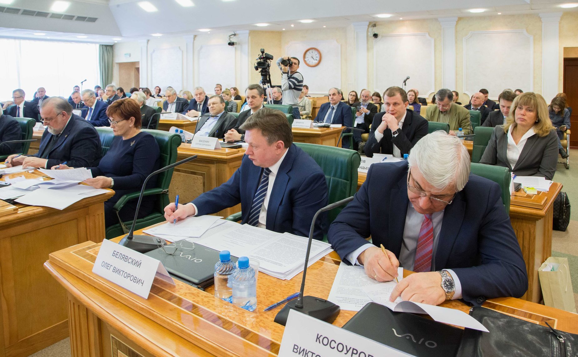 Парламентские слушания на тему «О проекте федерального закона «О научной, научно-технической и инновационной деятельности в Российской Федерации»