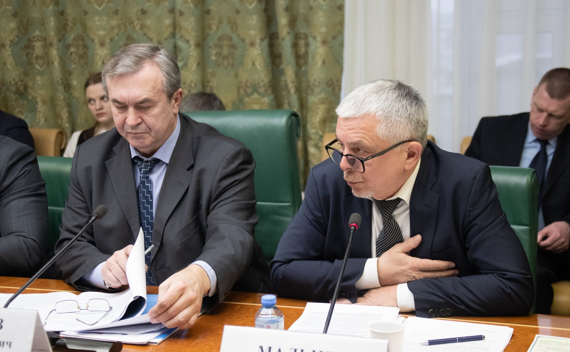 «Круглый стол» на тему «Проблемы законодательного регулирования обеспечения авиационным топливом гражданской авиации»