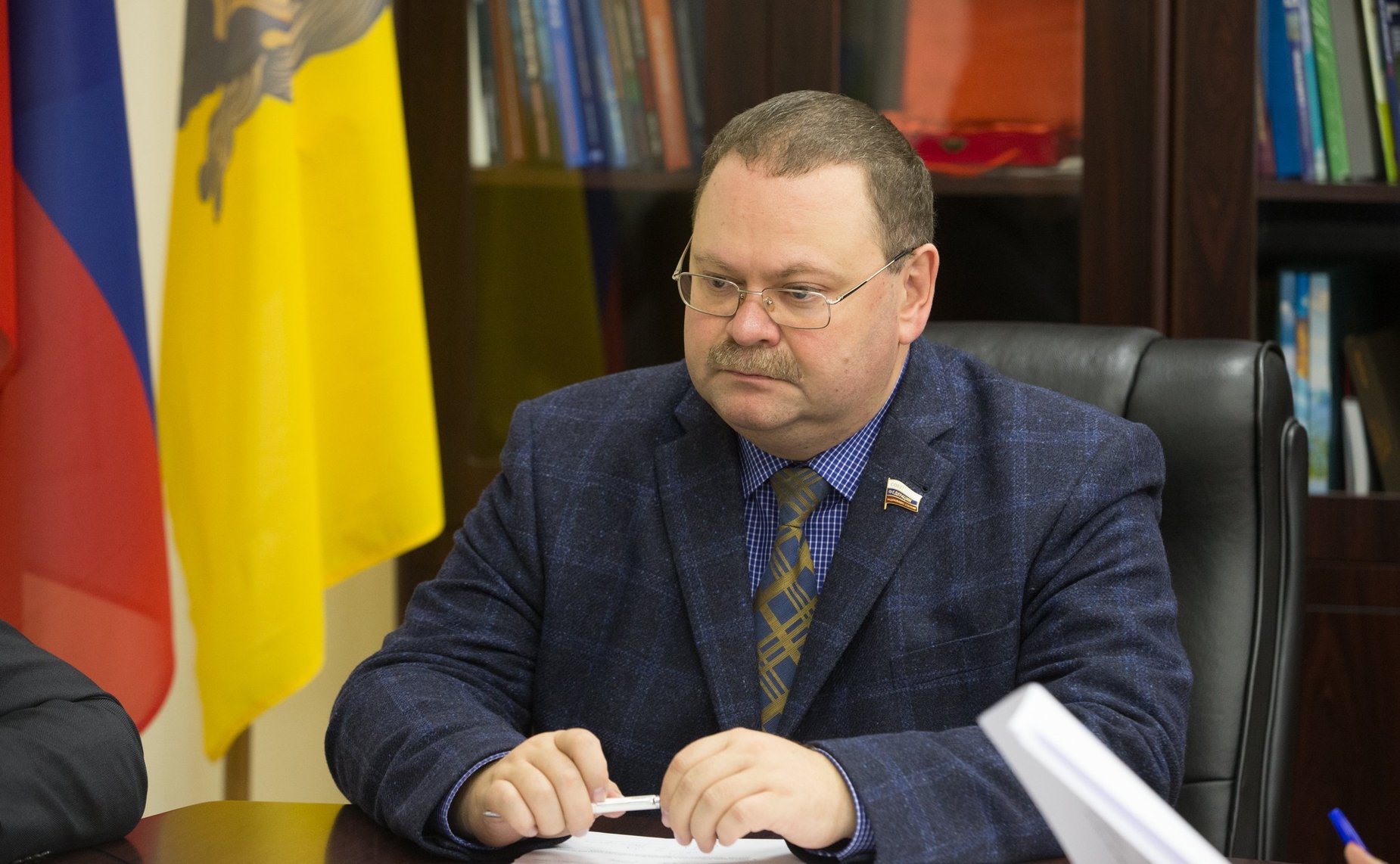 Олег Мельниченко