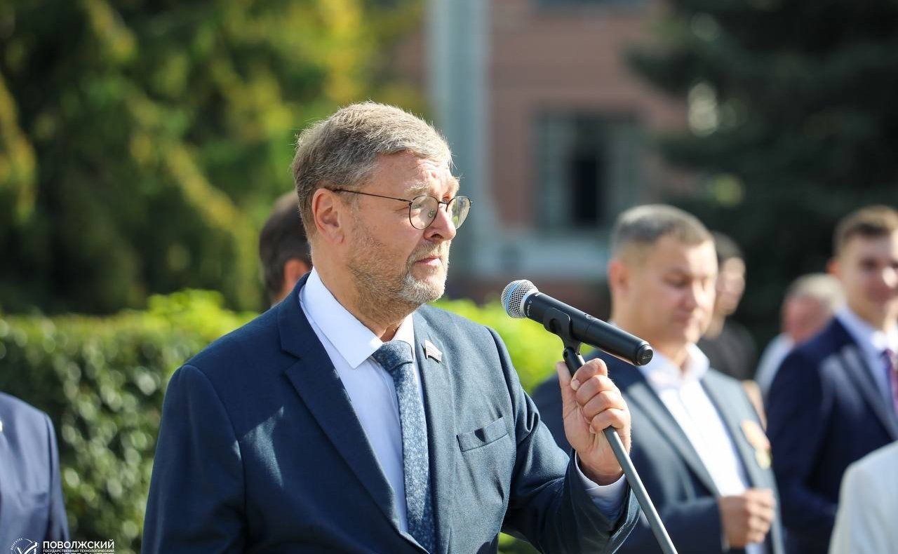 Константин Косачев