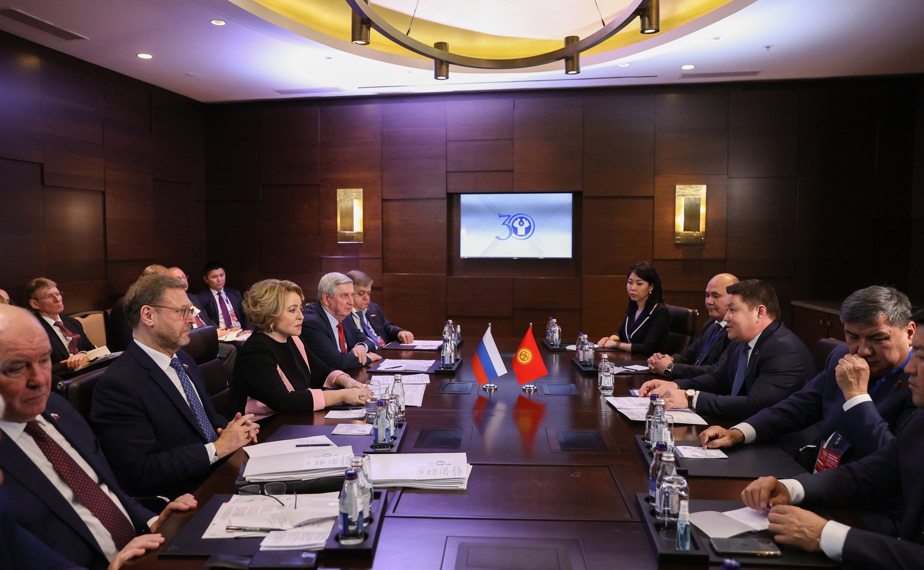 Встреча Председателя Совета МПА СНГ, Председателя СФ Валентины Матвиенко с Председателем Жогорку Кенеша Кыргызской Республики Талантом Турдумаматовичем Мамытовым