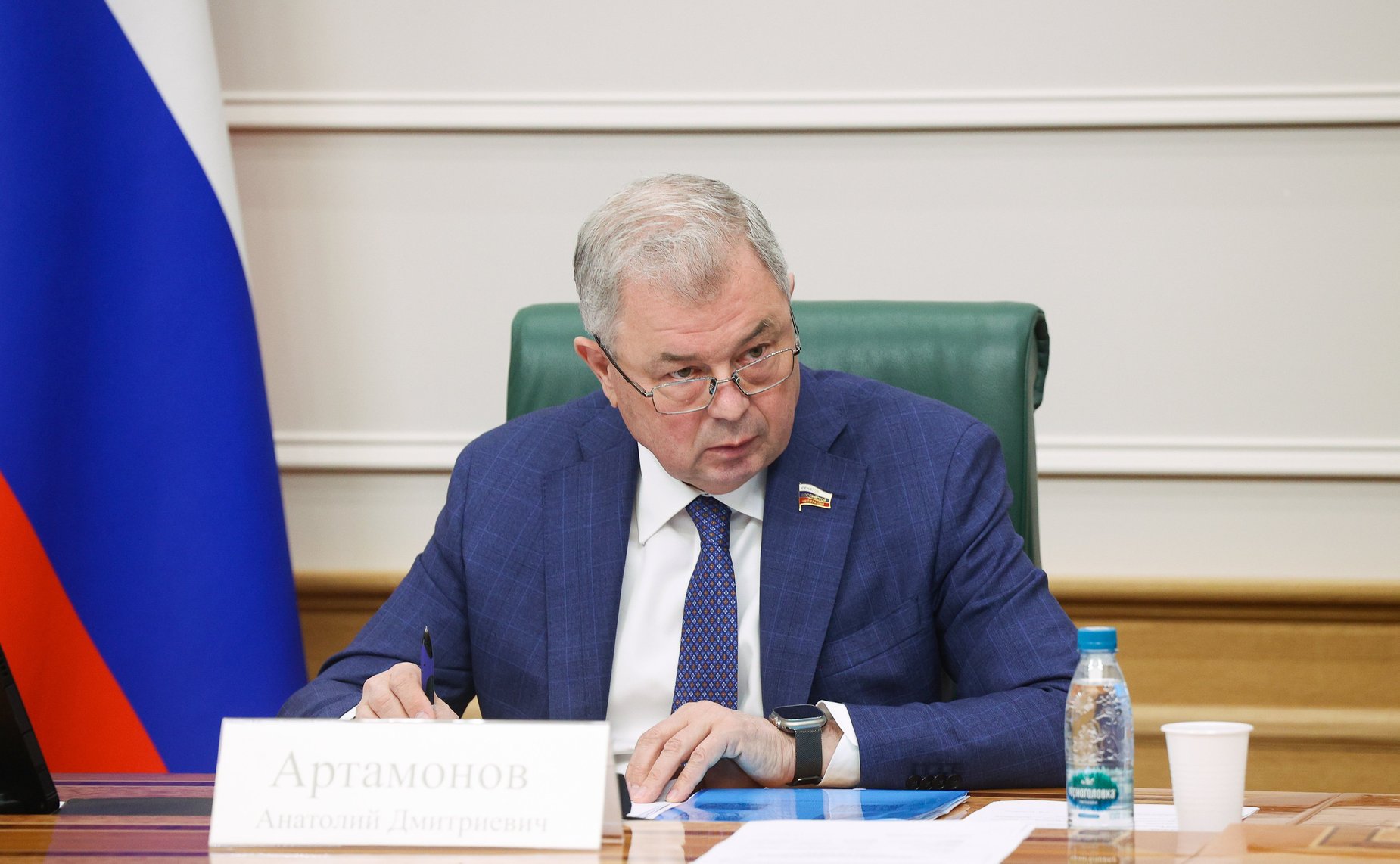 Анатолий Артамонов