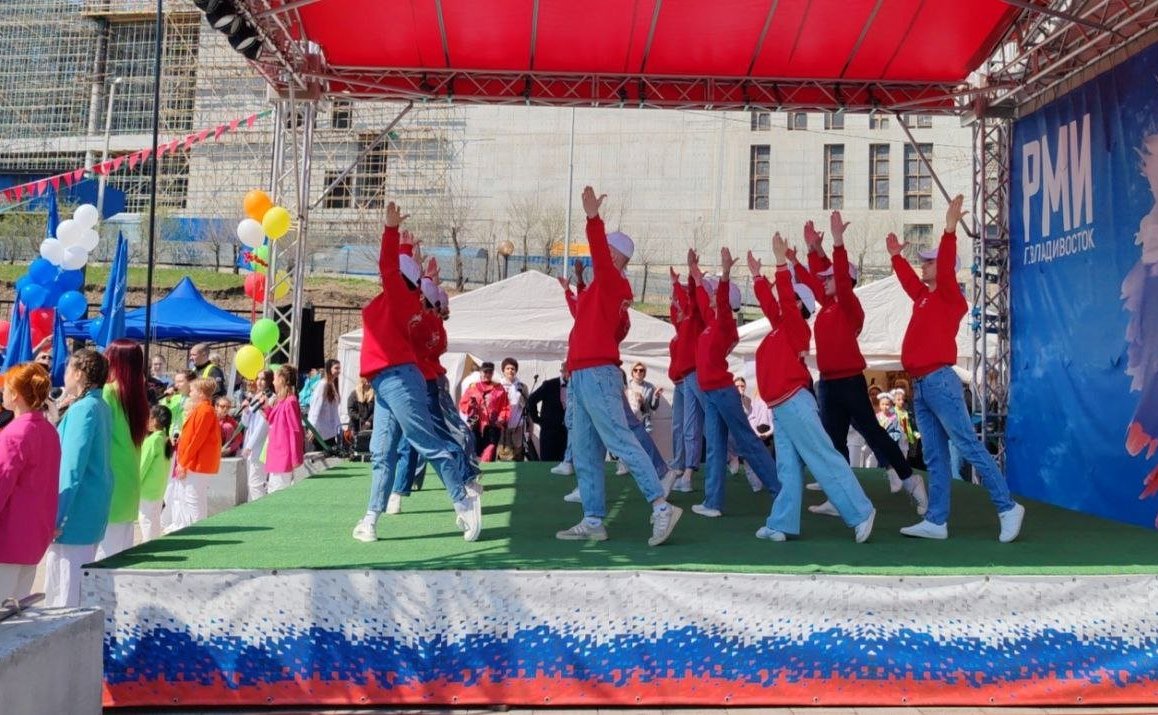 Праздничные и профориентационные мероприятия, посвященные Дню Весны и Труда